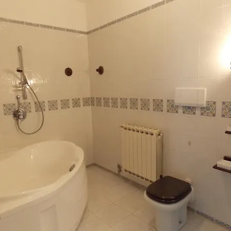 לינה וארוחת בוקר Antica Dimora Del Portico 3*