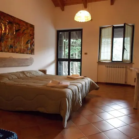 Antica Dimora Del Portico לינה וארוחת בוקר Borgiallo